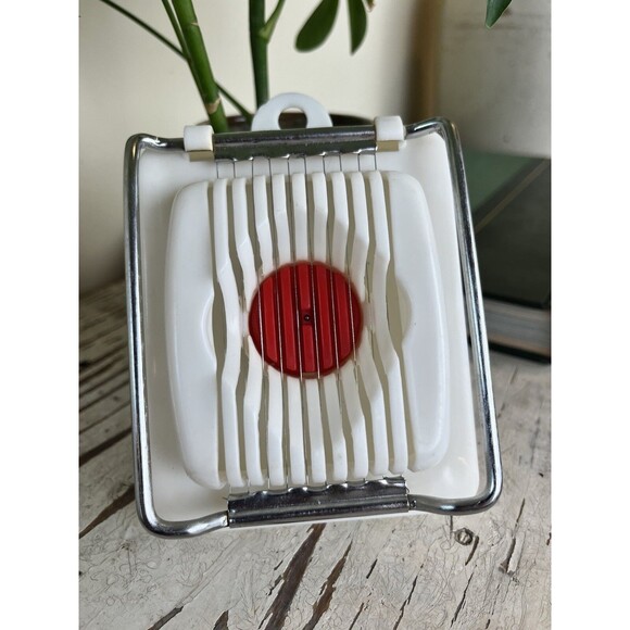 Appertigo Other - Vintage Appetito Egg Slicer/Pricker / Farmhouse Kitchen / Retro GOOD